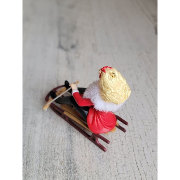 Hallmark 2000 winter fun with Barbie and Kelly ornament Xmas - Picture 5 of 7